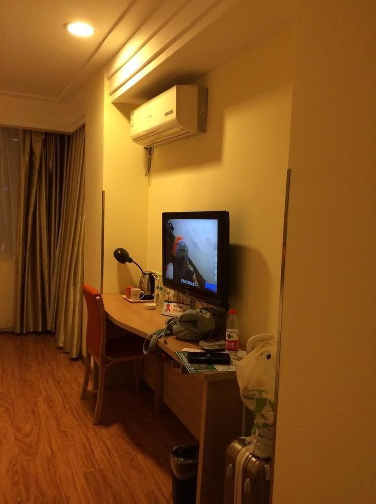 Home Inn Chengdu Kuanzhai Alley New City Square מראה חיצוני תמונה