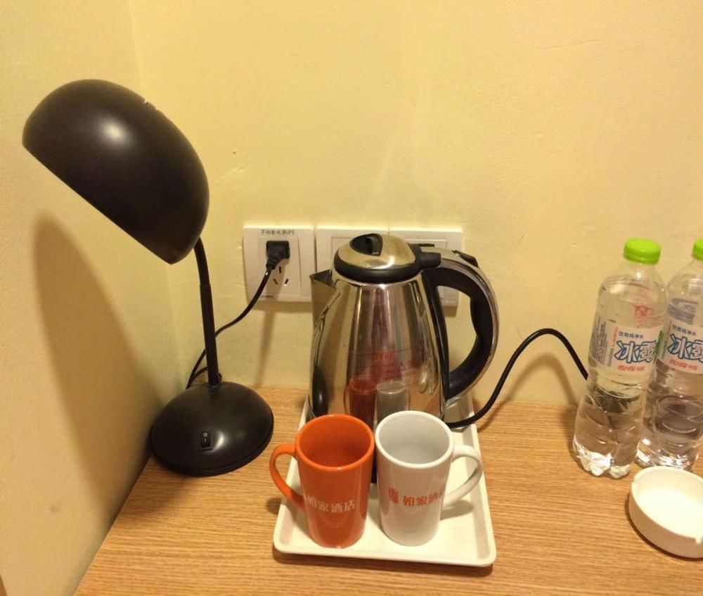 Home Inn Chengdu Kuanzhai Alley New City Square מראה חיצוני תמונה