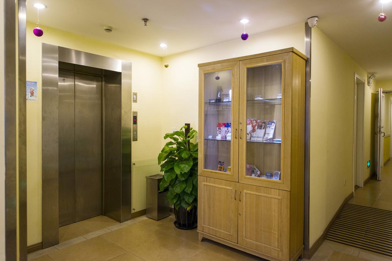 Home Inn Chengdu Kuanzhai Alley New City Square מראה חיצוני תמונה