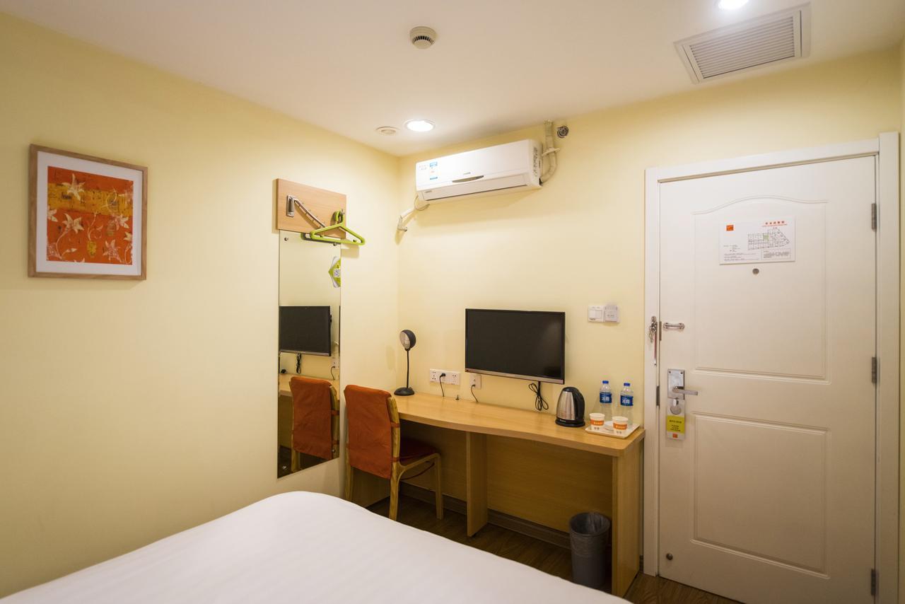 Home Inn Chengdu Kuanzhai Alley New City Square מראה חיצוני תמונה