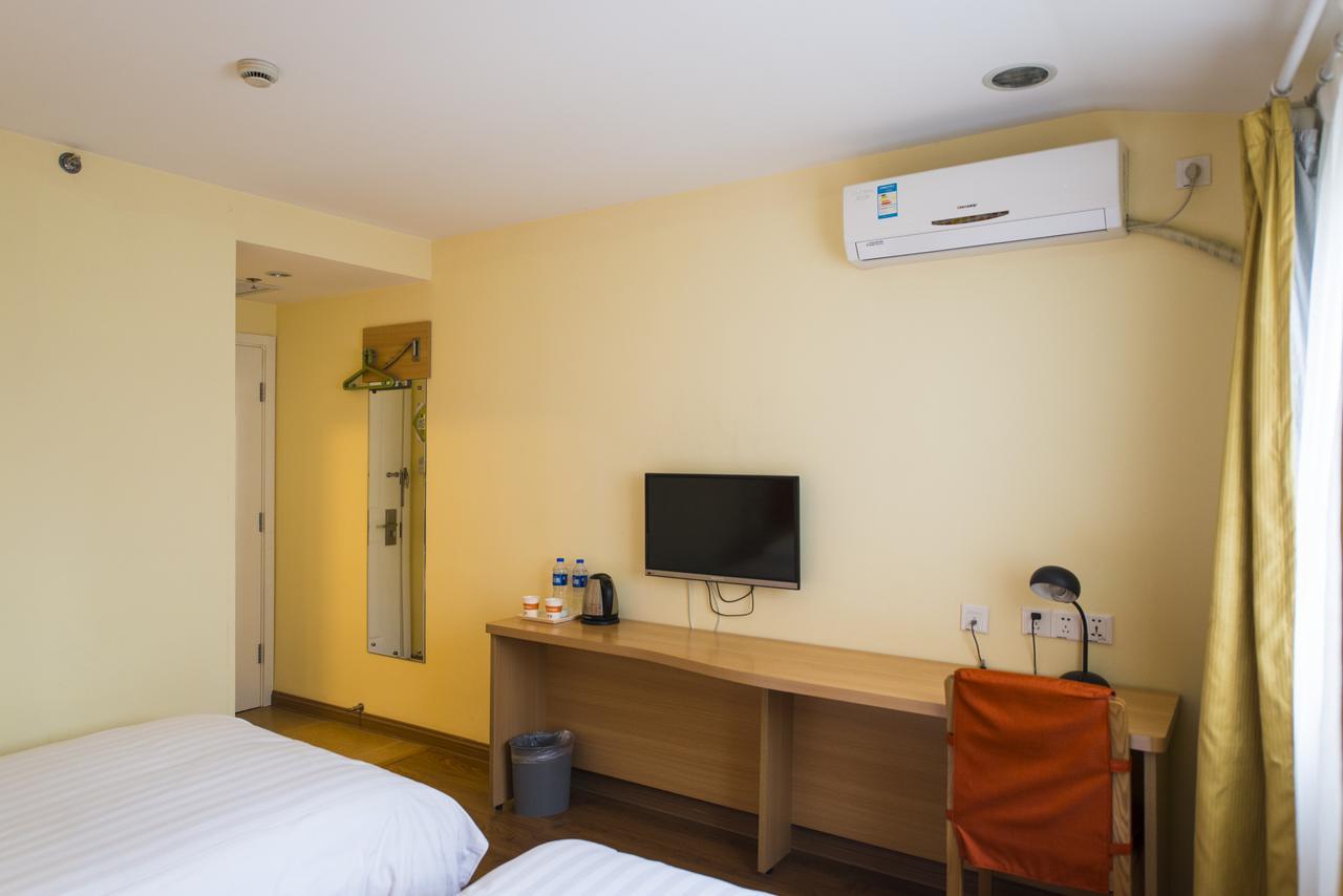 Home Inn Chengdu Kuanzhai Alley New City Square מראה חיצוני תמונה